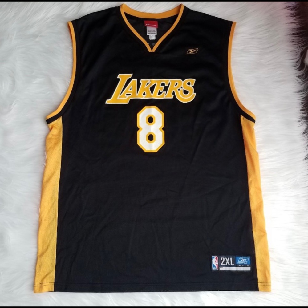 Kobe Bryant (Black Jersey)